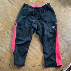 Women’s New Balance Capri Athletic Pants